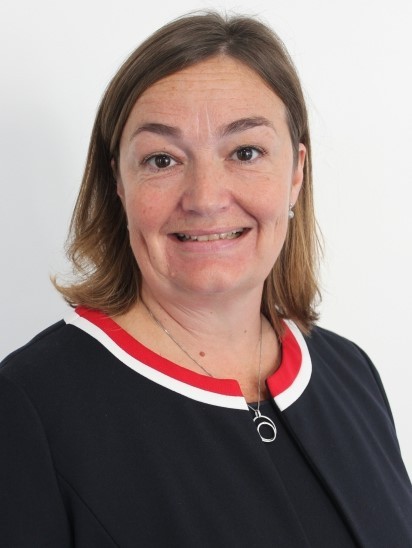 Dr_Lara_Alloway cropped.jpg